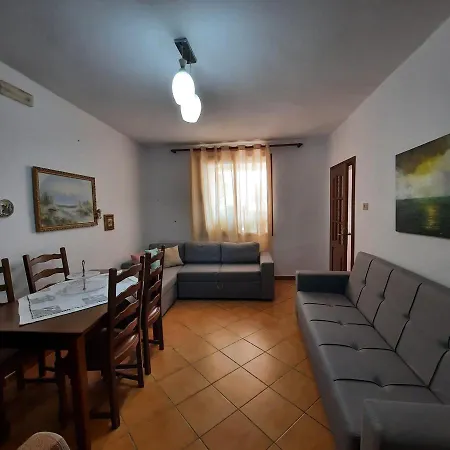 T&m Big Apartment *